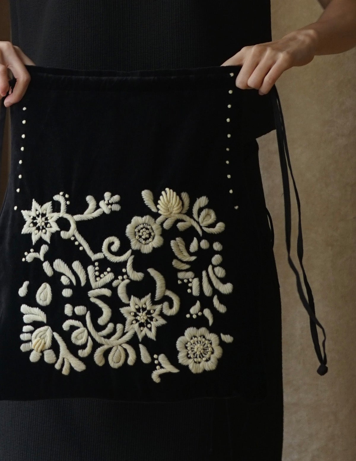 Khadi and Co | Velvet Bag - Black